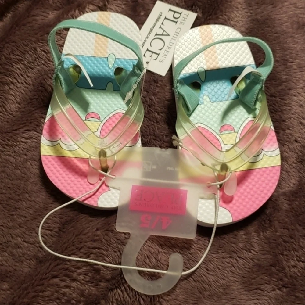 Baby flip flops from children's place‎